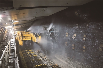 一季度全省煤炭產(chǎn)量達(dá)到3.35億噸，同比增長(zhǎng)8.9%——山西不折不扣落實(shí)煤炭增產(chǎn)保供任務(wù)